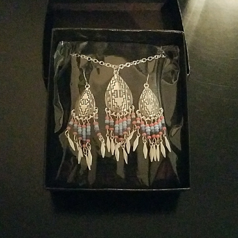 Southwestern Necklace and Earrings Set